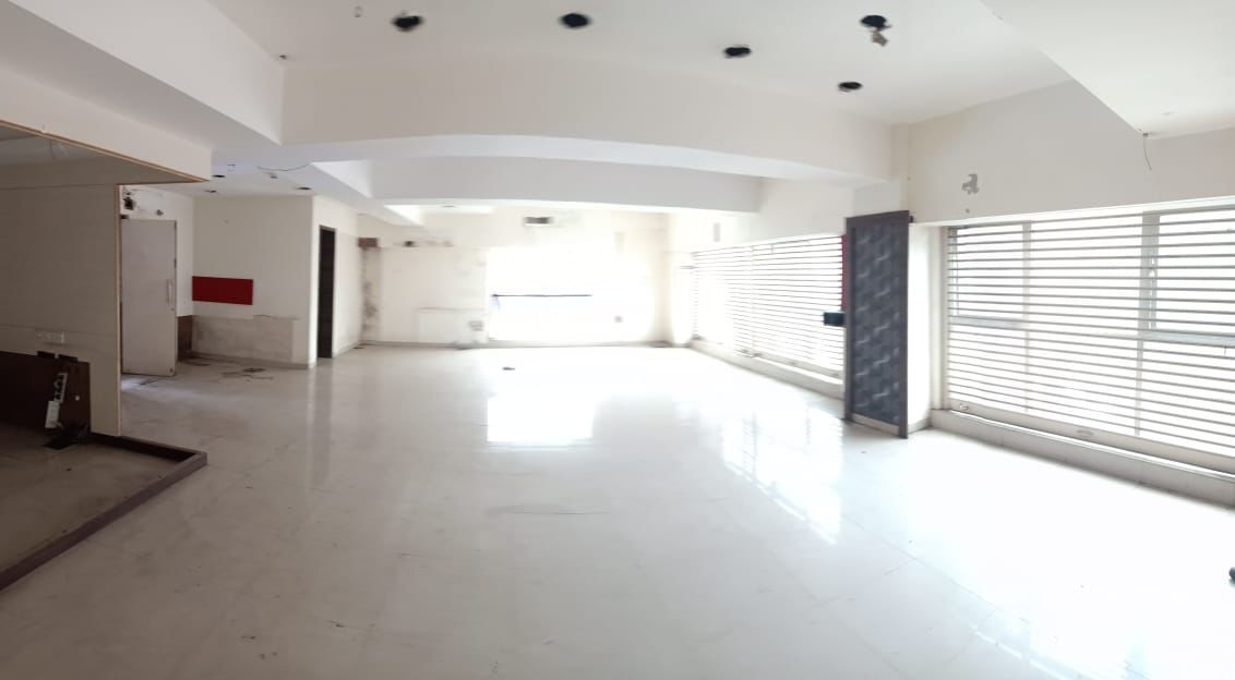 Office Space Semi Furnished in Kohinoor Apts , Dadar West